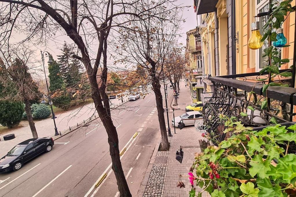 Downtown Studio-Loft Constanta Exterior photo